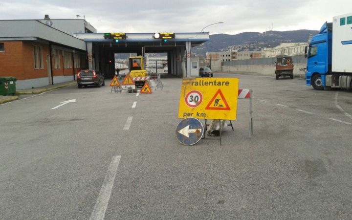 Lavori Riva Traiana 1